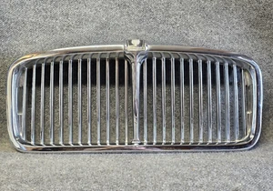 1983 XJ6 Jaguar Chrome Grille - Picture 1 of 11