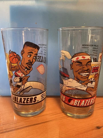 Portland Trail Blazers Vintage 91-92 Dairy Queen Tumbler Collector Glasses Cover