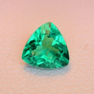 0,61ct Kolumbianischer Hydrothermaler Smaragd Lab Grown Lose Stone - Bild 1 von 3