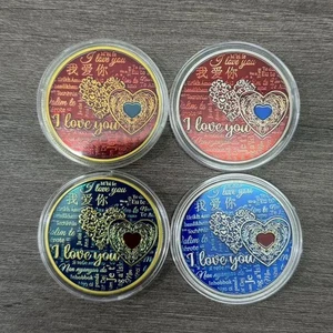 4-teiliges Herz-Münzenset "I Love You" mehrsprachige Liebesmedaillen Herzform Design - Bild 1 von 7