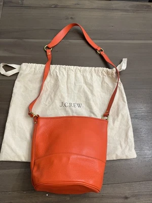 J. Crew Berkeley 水桶包-皮革-橙色-含防尘袋 — 第 1/4 张图片