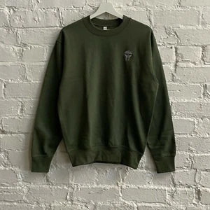 Actual Fact MF Doom Mask Embroidered Crew Neck Sweatshirt In Green