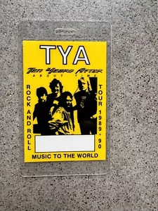 Ten Years After backstage pass laminated AUTHENTIC 1989-90 Music to The World ! - Picture 1 of 2