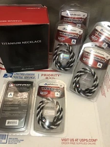 (1) - Phiten MLB Baseball TORNADO Titanium Necklace Black/White Size 18" - NEW - Picture 1 of 8