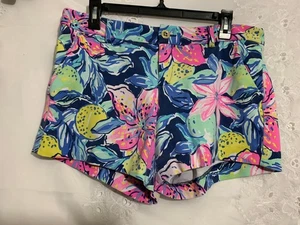 Lilly Pulitzer Callahan Stretch Shorts mehrfarbig Blumenmuster Größe 10 EUC (5" Schrittlänge) - Bild 1 von 4