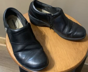 Clarks Womens Clog Shoesblack Slip Resistant Leather Slip On Size 6.5 LG - Picture 1 of 7