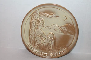 1979 Collectible Frankoma Pottery Teen-Agers of the Bible Daniel Plate 7" - Picture 1 of 2