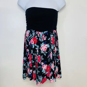Torrid 0 Strapless Dress Black Floral Pockets Knee Length Tropical Resort Large - Picture 1 of 9