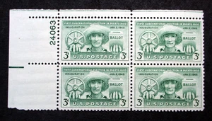 BLOCCO DI QUATTRO FRANCOBOLLI MNH 1949 DEGLI STATI UNITI - ELEZIONI A PUERTO RICO UNC - Foto 1 di 3