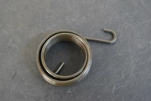 YAMAHA RD250 RD400 XS360 XS500 XS400 XS750 ENGINE KICK STARTER TORSION SPRING - Picture 1 of 2