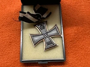 altes Eisernes Kreuz mit Band 1914 , TE020525/ 261 - Picture 1 of 5