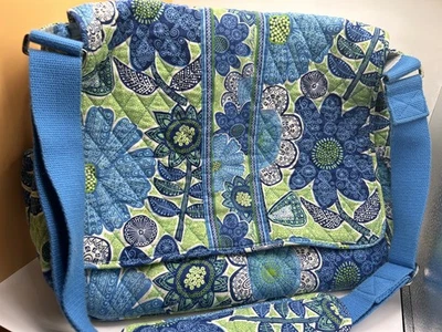 *USADO* Bolsa de pañales Vera Bradley Doodle azul margarita/verde Foto 1 de 4