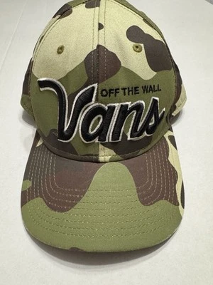 VANS Men's Off-The-Wall Camo Snapback Trucker Hat Adjustable - Image 1 of 4