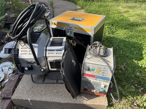 Desisti 4K HMI w/Electronic Ballast, Lens Kit, and Barndoors  - Picture 1 of 5