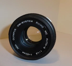 Olympus OM-System Zuiko 50mm f1.8 Manual Focus Lens OPTICAL ISSUES READ !! (413) - Picture 1 of 6