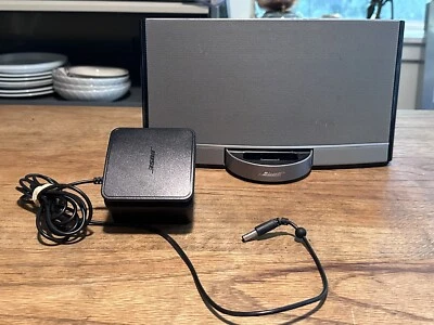 Bose SoundDock Digital Music System - Image 1 of 4