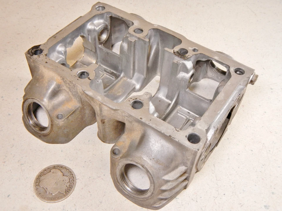 71 Honda Motosport SL350 Rocker Box Housing Cylinder Head Cover Camshaft Case - Изображение 1 из 1