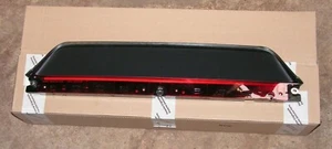 Lámpara de freno adicional Porsche Panameri 97063106001 - Imagen 1 de 3