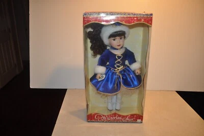 NUEVO EN CAJA Muñeca de Porcelana Estrella Victoriana Coleccionables BK Artículo # 02581 Foto 1 de 4