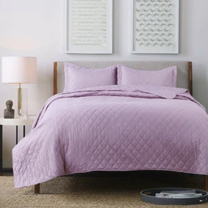 Bedsure 2 Piece Reversible Quilt comfort Set Twin Size ( 20" x 26" )  - Picture 1 of 5