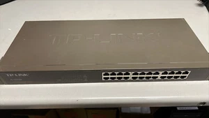 Tp-Link TL-SG1024 switch di rete 24 porte Gigabit montaggio su rack 10/100/1000 Mbps - Foto 1 di 3