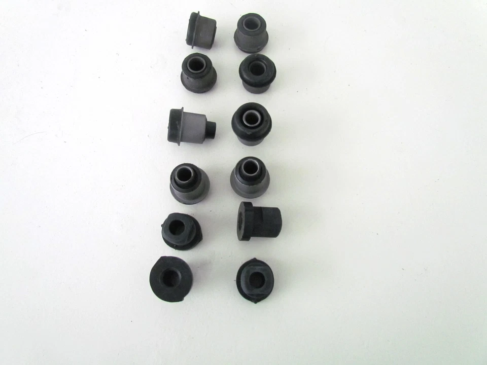 Opel Kadett A+ B1 Fahrwerksbuchsen+Blattfederbuchsen Dämpfungsbuchse Querlenker - Bild 1 von 1