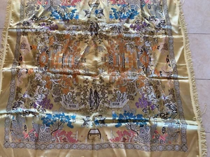 Vintage Asian Tapestry Brocade Piano Shawl Gold Chinese 48" Tablecloth Excellent - Picture 1 of 12