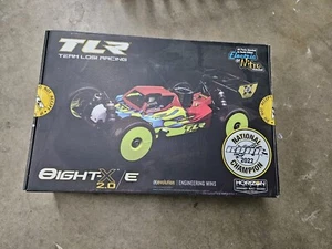 Team Losi Racing 8IGHT-X/E 2.0 - Picture 1 of 1