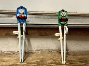 Set Of Two Thomas And Friends Beginner Chopsticks - Picture 1 of 2