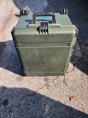 Pelican/Hardigg  Portable Gear Hard Case – 20" x 18" x 12" - Image 1 of 2