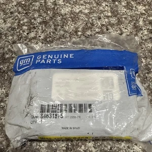 OEM GM 84631875 Reductant Control Module Fits 2017-2019 Silverado & Sierra 6.6L - Picture 1 of 1