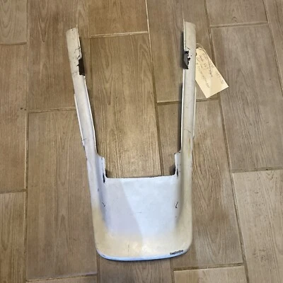 Capucha trasera Honda V65 Magna 1983-86 usada # 77200-MB4-000 Foto 1 de 4