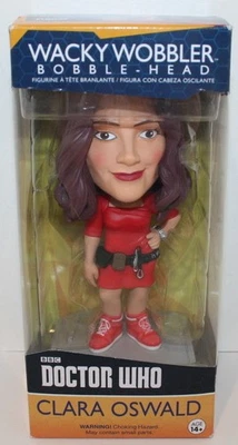 Funko Wack Wobbler Bobble Head - Doctor Who - Clara Oswald - 6 polegadas - Imagem 1 de 4