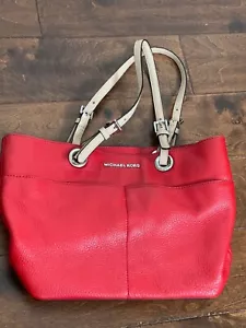 michael kors Medium red leather purse - Picture 1 of 9