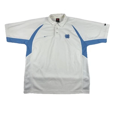 Polo North Carolina Tarheels para hombre Nike Team Dri Fit blanco grande Foto 1 de 4