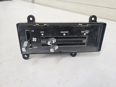 CLIMATE CONTROL CHEVY GMC TRUCK 83-87 SUBURBAN BLAZER 83-91 K5 C10 K10 OEM - Image 1 of 4