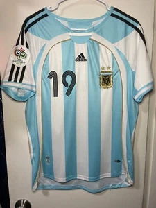 Argentina 2006 World Cup Home Jersey, Messi #19 - Picture 1 of 2