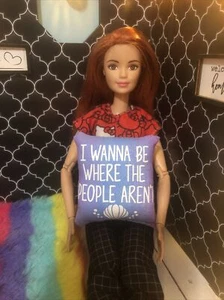 Barbie hecha a mano - Almohada de acento miniatura para casa de muñecas - Imagen 1 de 2