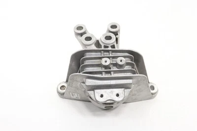 2017 - 2025 CHRYSLER PACIFICA ENGINE RIGHT FRAME MOUNT BRACKET OEM 68224746AD - Image 1 of 4