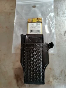 MOTOROLA XTS 3000 Black basketweave Leather Radio Holder Pouch- MADE IN USA - Picture 1 of 3