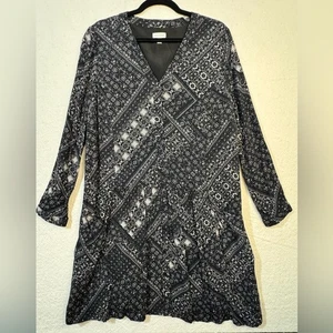 Garnet Hill Black & White Bandana Print V-Neck Drop Waist Buttoned Dress Size 12 - Picture 1 of 8