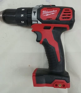 Taladro/destornillador percutor inalámbrico Milwaukee M18 combustible 1/2" 18V (solo herramienta) Tx0115b - Imagen 1 de 16