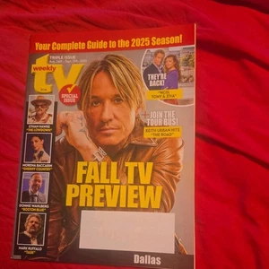 TV Weekly magazine 8/24-9/13 KEITH URBAN, FALL PREVIEW NCIS ETHAN HAWKE DONNIE W - Picture 1 of 2