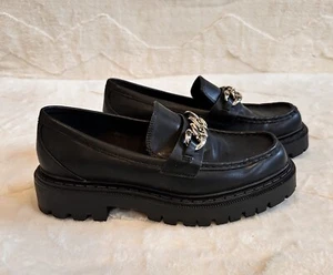 Aldo Damen Brixton Halbschuhe Größe 8,5 Brandneu Gold Hardware Grob Goth Kette - Bild 1 von 15