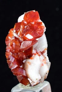 ESPECIMEN MINERAL MINIATURA 2,8 cm VANADINITA CRISTAL BARITA MIBLADEN MARRUECOS WB11 - Imagen 1 de 10