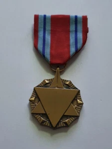 Combat Readiness Medal -  US Air Force -  Orden am Band mit Nadel  full size - Bild 1 von 2