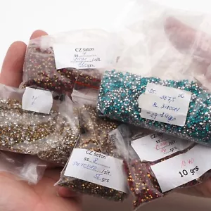 Lot 5 bags 185g, Czech red blue topaz crystal glass loose rhinestones - Picture 1 of 5