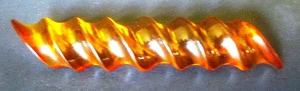 VINTAGE 1930'S ART DECO APPLE JUICE BAKELITE SPIRAL BROOCH - USA - Picture 1 of 3