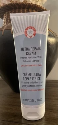 Crema reparadora First Aid Beauty Ultra hidratación intensa, 8 oz (226 g) NUEVA sellada Foto 1 de 2