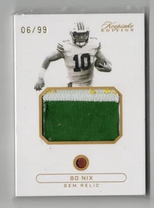 2024 Keepsake Sports Edition Bo Nix GIOCO PERFETTO / PATCH RELIC RC 6/99 OREGON BRONCOS - Foto 1 di 1